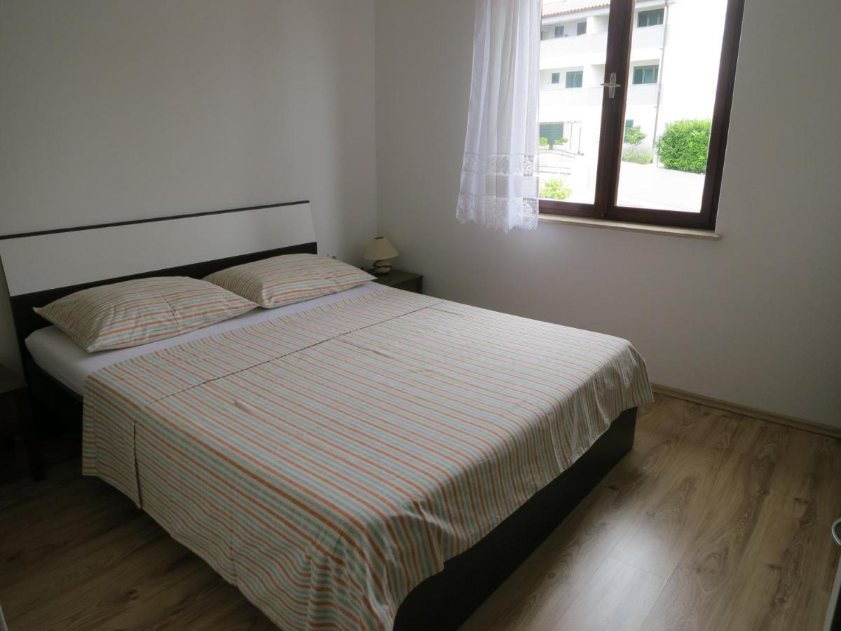 Apartment Josipa Malinska Cameră foto