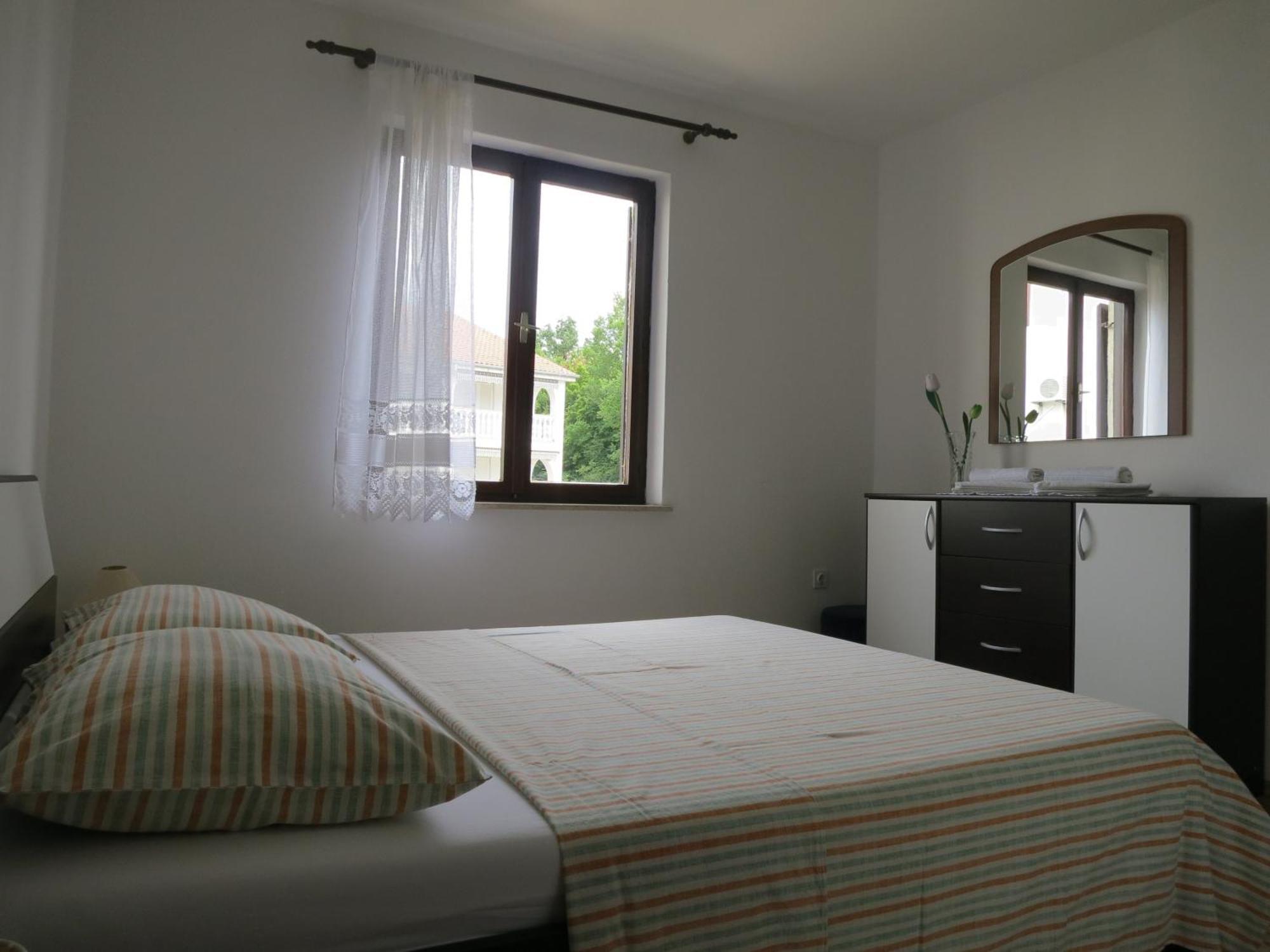 Apartment Josipa Malinska Cameră foto